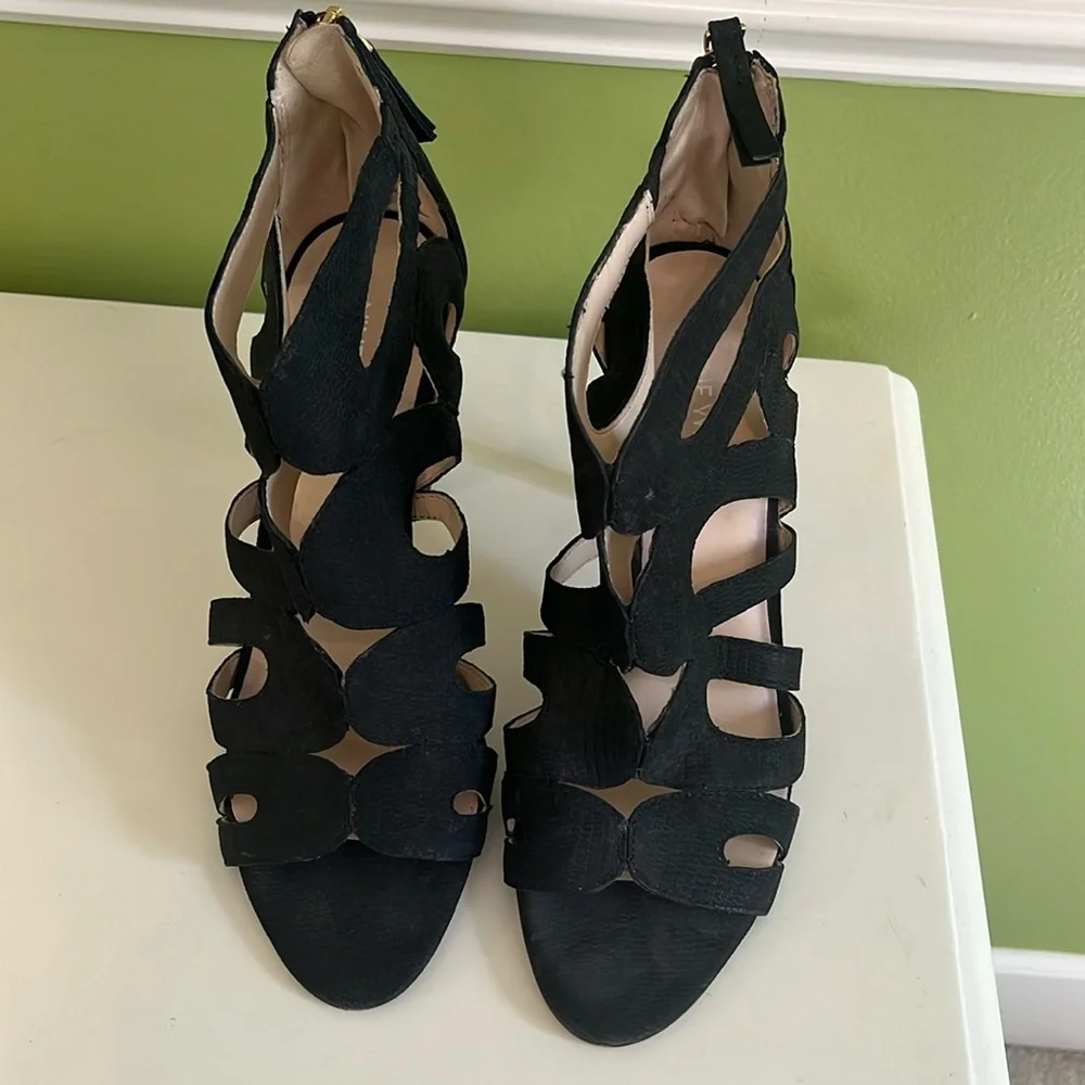 EUC Nine West Flora Nubuck Heels